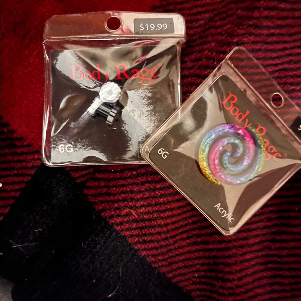 6G   Ear gauges/tapers
